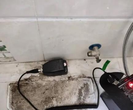 连江屋顶漏水维修公司分享下卫生间漏水的危害及解决方法